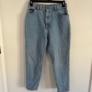 Vintage Lee Jeans 28x26 High Rise Light Wash 100% Cotton Cropped Mom Jeans